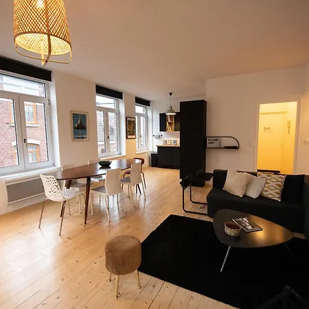 T3 Lumineux Au Coeur De Moulins Garage 2 Places Apartment